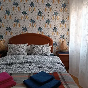 Centro. Bahia. Estaciones. Apartamento Santander